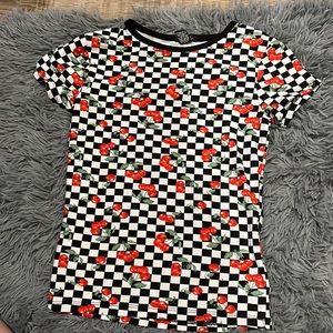 Rue21 shirt. size M. barely worn.